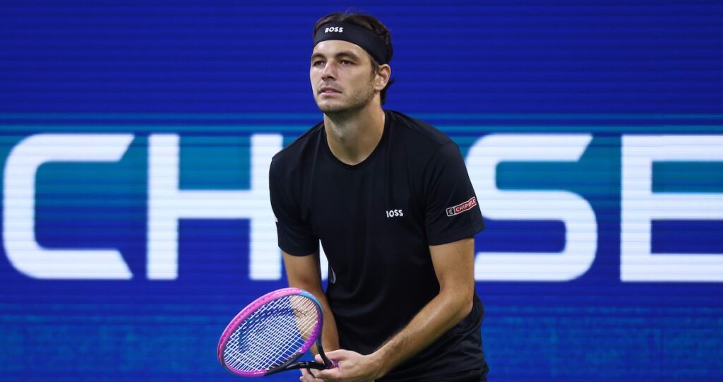 McEnroe pas très confiant pour Fritz : « Pour mettre fin à la disette des joueurs américains à l’US Open, Taylor Fritz devra affronter Djokovic, et probablement Alcaraz et Sinner. Ça, c’est difficile » McEnroe pas très confiant pour Fritz : « Pour mettre fin à la disette des joueurs américains à l’US Open, Taylor Fritz devra affronter Djokovic, et probablement Alcaraz et Sinner. Ça, c’est difficile »