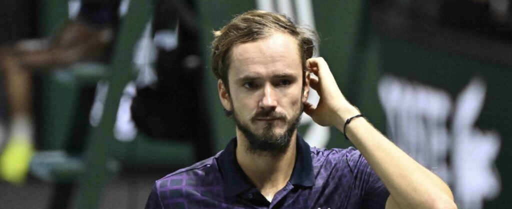 Battu par Zverev, Daniil Medvedev va pouvoir aller enfin aux Maldives ou presque !
