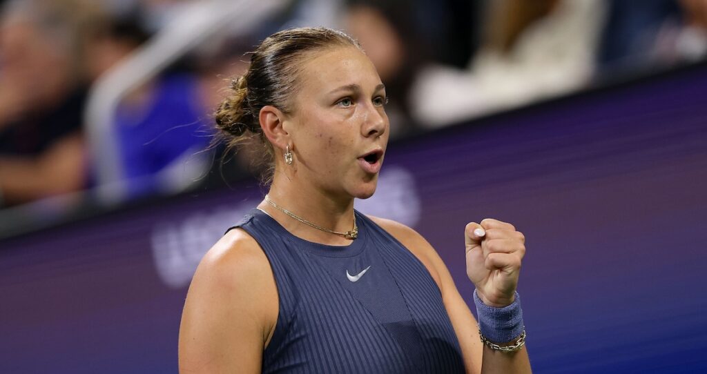 Anisimova, après avoir pris sa revanche sur Swiatek : « Personne ne me l’avait demandé mais, hier soir, j’ai regardé les highlights de la finale de Wimbledon » Anisimova, après avoir pris sa revanche sur Swiatek : « Personne ne me l’avait demandé mais, hier soir, j’ai regardé les highlights de la finale de Wimbledon »