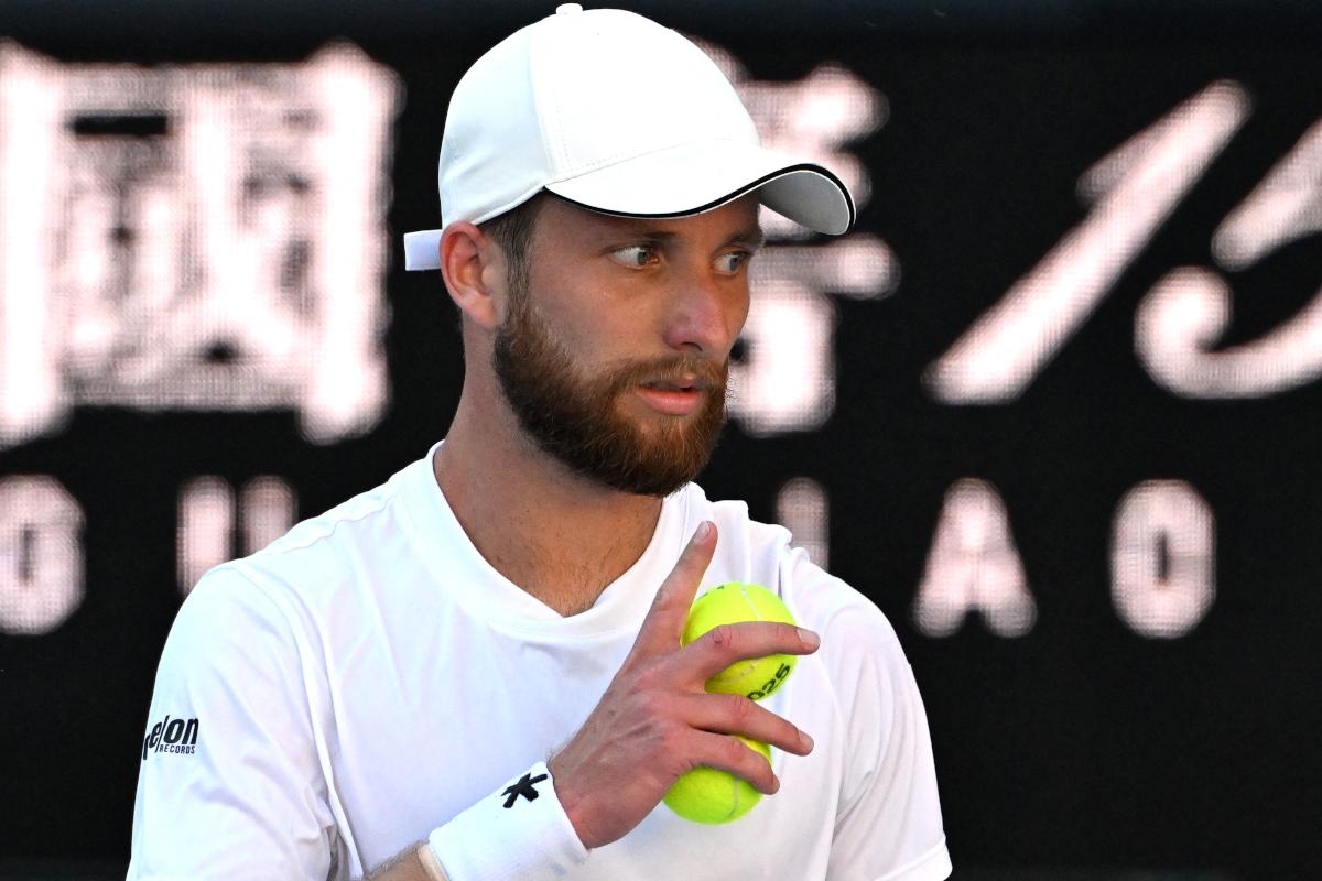 « Regarde-moi, petit cochon », Fognini s’en prend à Moutet après leur match à Stuttgart « Regarde-moi, petit cochon », Fognini s’en prend à Moutet après leur match à Stuttgart