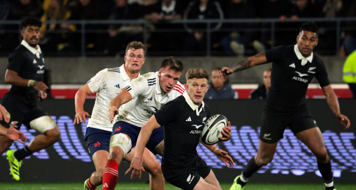 XV de France : la compo des All Blacks pour le dernier test, Robertson fait tourner et perd une star ! XV de France : la compo des All Blacks pour le dernier test, Robertson fait tourner et perd une star !