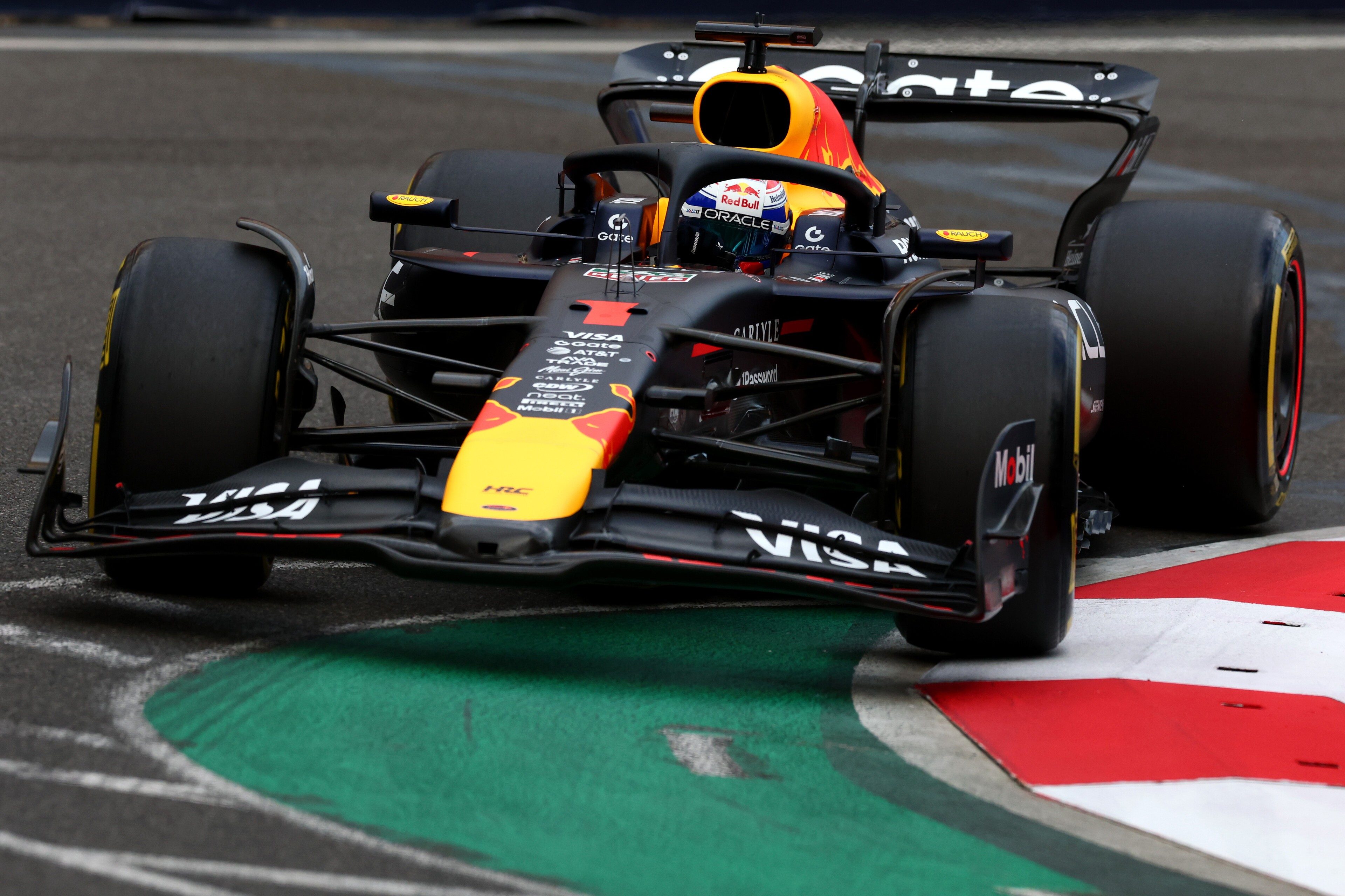 Grand Prix d'Azerbaïdjan 2025 : pole position pour Max Verstappen à l'issue d'une séance perturbée par 6 drapeaux rouges ! Grand Prix d'Azerbaïdjan 2025 : pole position pour Max Verstappen à l'issue d'une séance perturbée par 6 drapeaux rouges !