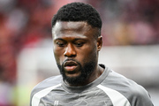 Mercato : le Paris FC veut relancer Mbemba ! Mercato : le Paris FC veut relancer Mbemba !