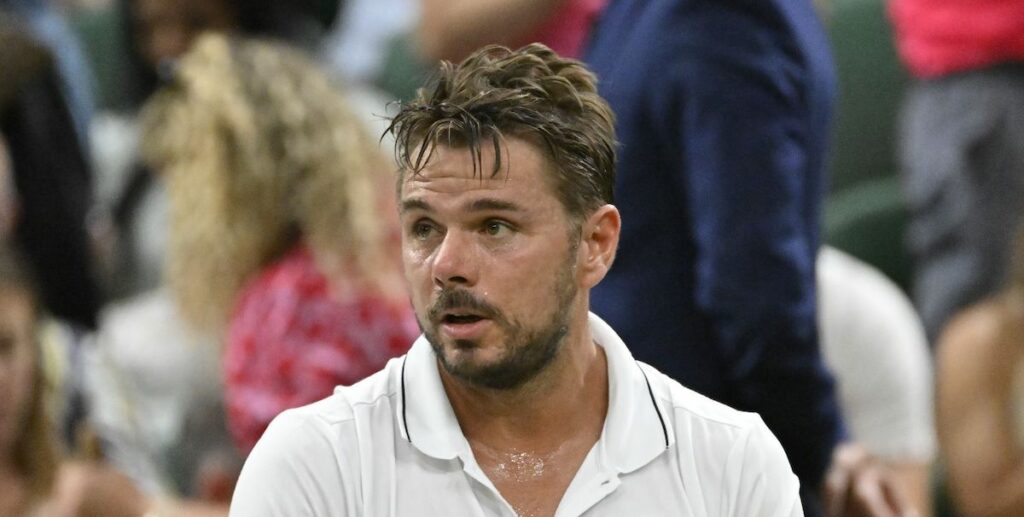 Stan Wawrinka, après sa défaite contre Ruud : « De l’extérieur, on voit 40 ans, 150e mondial. J’ai réussi à gagner des Grand Chelem et on se demande pourquoi je suis encore là, pourquoi je me bats dans des Challenger » Stan Wawrinka, après sa défaite contre Ruud : « De l’extérieur, on voit 40 ans, 150e mondial. J’ai réussi à gagner des Grand Chelem et on se demande pourquoi je suis encore là, pourquoi je me bats dans des Challenger »
