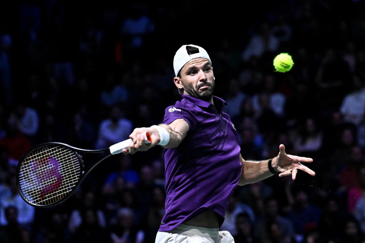 Retour éclatant pour Dimitrov : le Bulgare impose sa loi face à Mpetshi Perricard à Paris