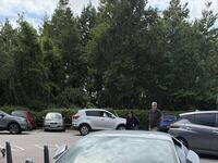 Internet s'affole pour une Lamborghini garée sur une place handicapé Internet s'affole pour une Lamborghini garée sur une place handicapé