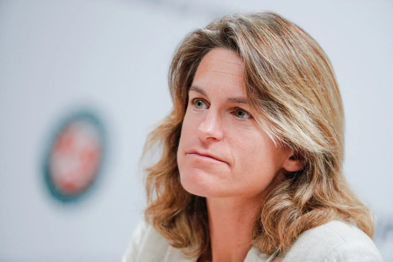 « Ruud n'était pas choqué » : Mauresmo défend la présence des juges de ligne à Roland-Garros