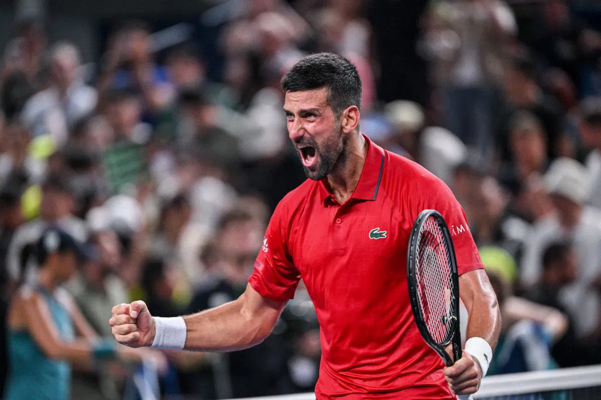 Vidéo - Djokovic pris de vomissements lors de sa victoire contre Hanfmann à Shanghai
