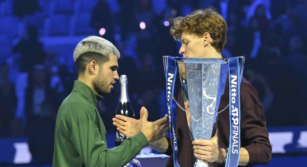 Jannik Sinner : « Ça me manque vraiment d’affronter Carlos Alcaraz. Mais nous savons tous les deux une chose si nous voulons nous retrouver… »