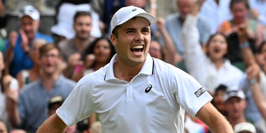 La sensation Arthur Féry, après sa victoire contre Dimitrov : « J’ai vu le probable plus grand joueur de tous les temps au premier rang »