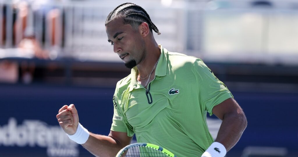 Boris Becker se mouille pour Fils : « Si Arthur reste en bonne condition physique, il pourra aller chercher Alcaraz et Sinner pour un titre du Grand Chelem dans le futur »