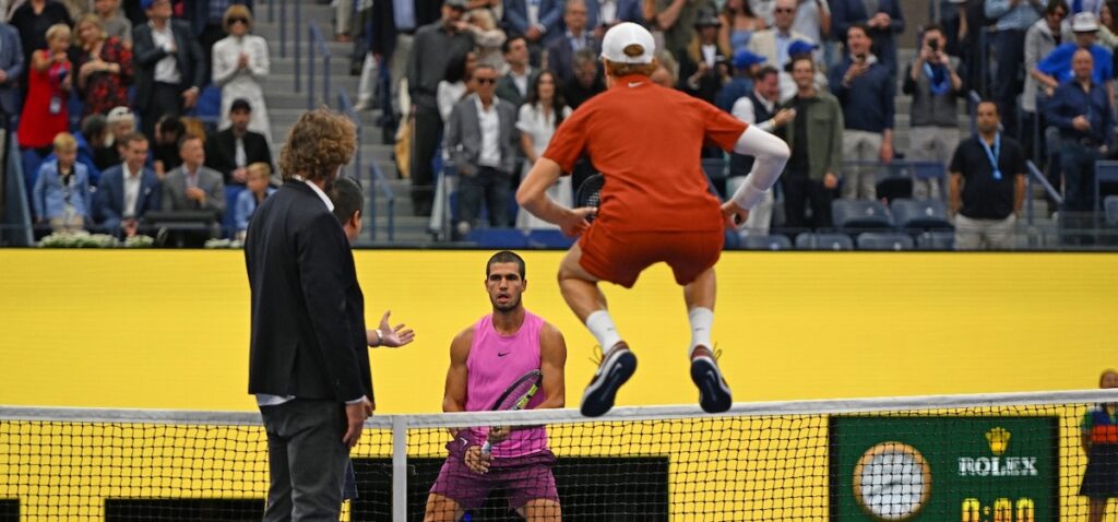 Wilander sur la rivalité Alcaraz-Sinner : « Ils ne jouent tout simplement pas toujours bien en même temps. Et dès que l’un est un peu en dessous de son meilleur niveau, il est mort ! »