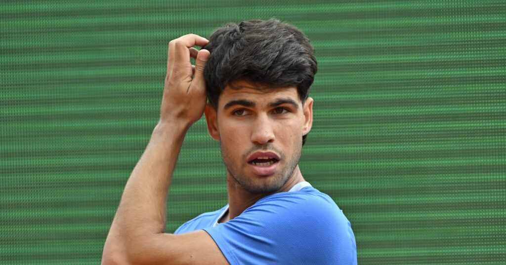 Alcaraz persiste et signe : « Pour en revenir à Sinner, j’ai vu que ma déclaration avait fait réagir. Mais je le pense »