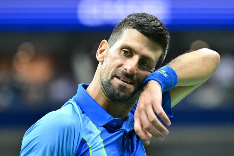 Vidéo - US Open 2021 : Djokovic en larmes, le Grand Chelem calendaire s’envole