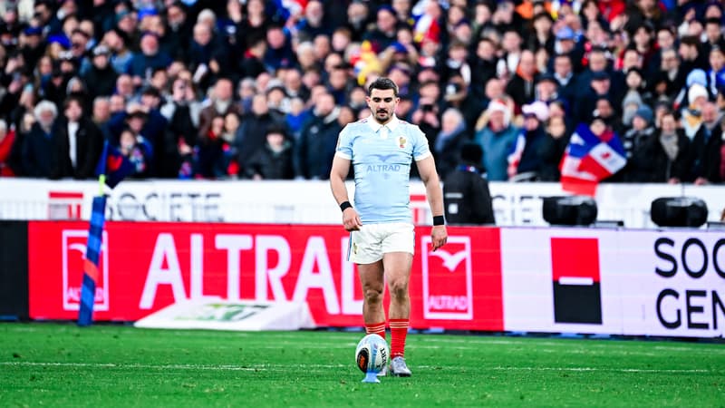 Coincé dans un ascenseur avec un garde du corps du RAID: comment l’entraîneur de l’attaque des Bleus, Patrick Arlettaz, a vécu la pénalité de Ramos face aux Anglais