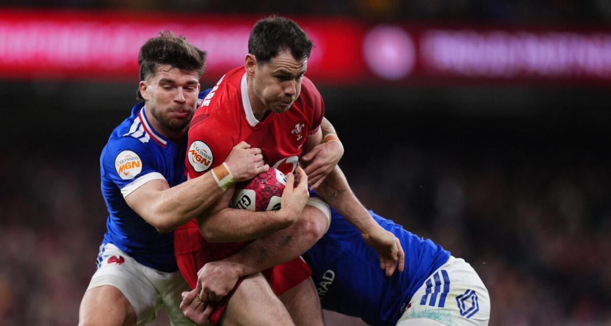 XV de France : Fickou explique pourquoi le staff repositionne Jalibert en défense pour le protéger