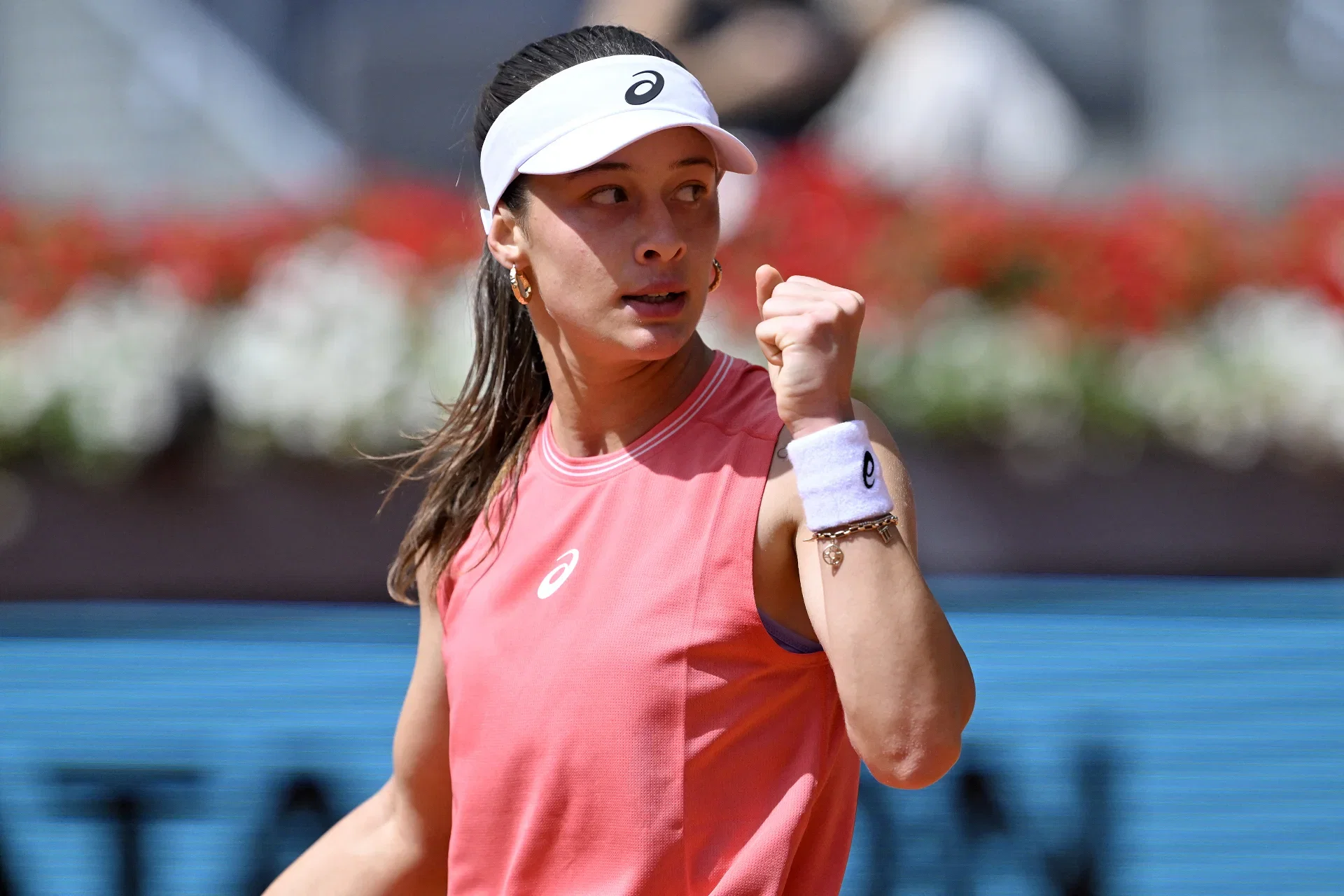 « On apprend beaucoup de ces matchs-là » : Sönmez revient sur sa défaite cruelle contre Fernandez à Stuttgart