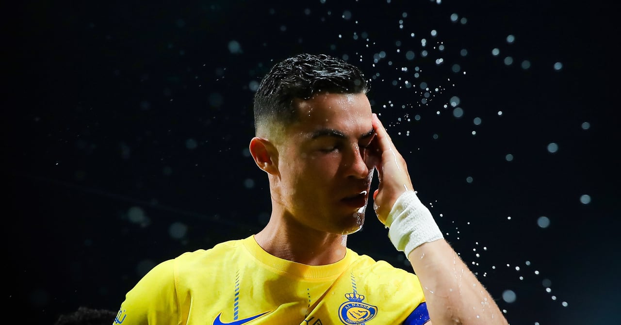 « Ronaldo a travaillé plus dur que Messi », un ancien entraîneur balance