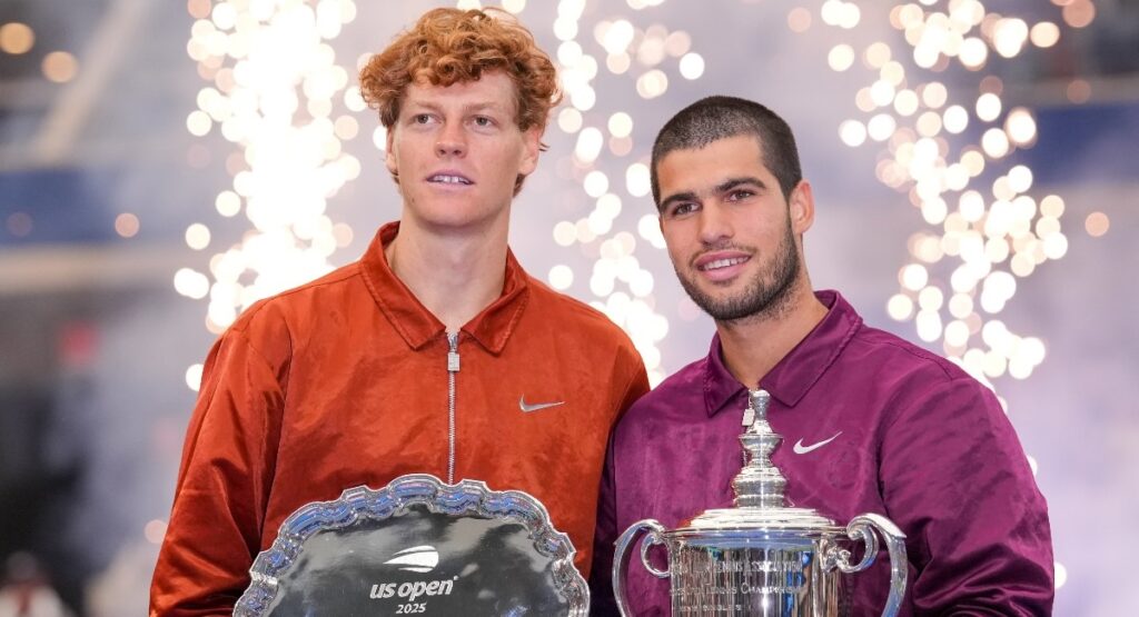 Simone Vagnozzi, coach de Jannik Sinner : « Toutes les défaites ne se valent pas. Après celle contre Carlos Alcaraz à l’US Open, nous nous sommes immédiatement remis au travail pour modifier son geste au service et corriger plusieurs aspects techniques »