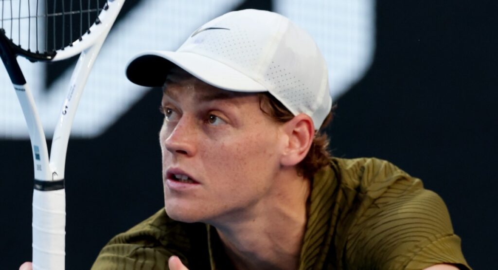 Paolo Bertolucci remue le couteau dans la plaie Sinner, défait par Djokovic : « Malgré toutes les statistiques en sa faveur, Jannik s’incline à cause d’un misérable 2 sur 18 sur balles de break »