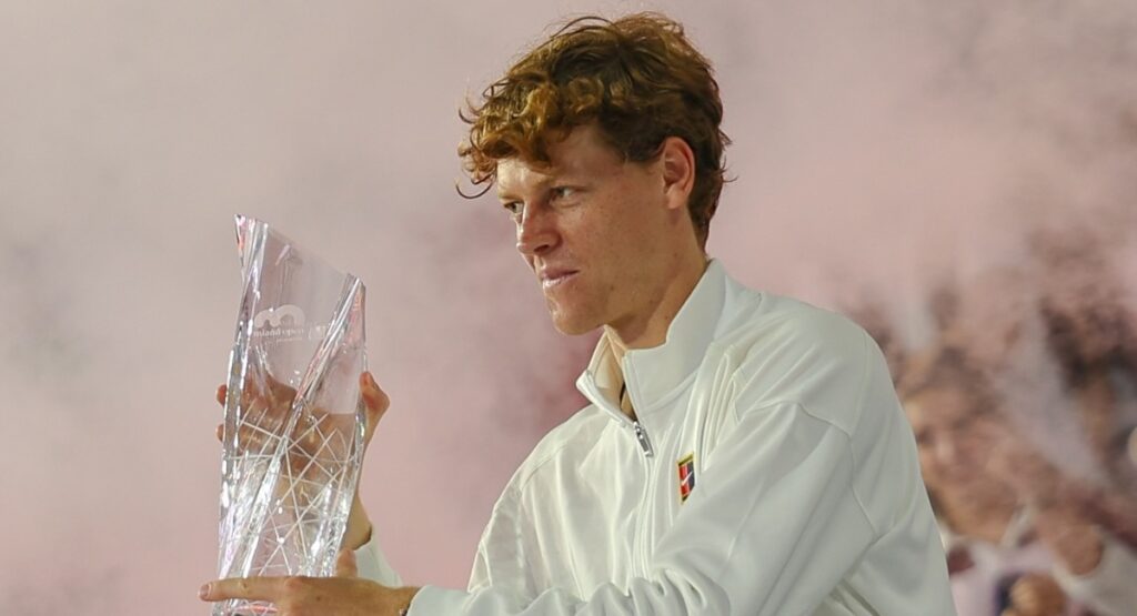 Jannik Sinner : « S’il est plus difficile de gagner un Grand Chelem ou de réussir le Sunshine Double ? Je ne veux pas comparer mais… »